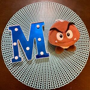 Nintendo Super Mario Bros. Brown Goomba 6” Plush Mushroom 2017